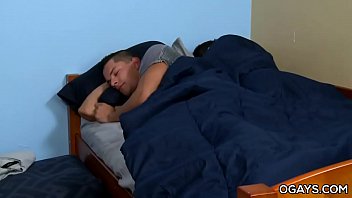 Preview 2 of Istri Dites - Sinful sleepover - Ethan Slade,  Jamie Del Rey