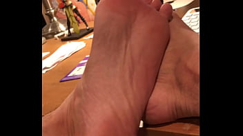 Preview 4 of Pawg Femdom Fuck Tube - Male Feet Artist soles