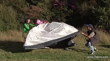 Preview 1 of Xxx Video Of Delhi - Sexo en una carpa junto al lago