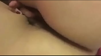 Preview 4 of Cikgu Tube - Mi novia se mete el dedo bien rico