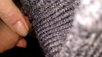 Preview 1 of Rean Michaels - VID 20180211 meando en el restaurante