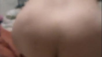 Preview 1 of Ass Kissig - montada de espaldas