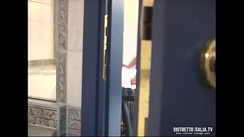 Preview 2 of Kerala Hostel Amateur - rEC Reality porno vol.5 : vere e prostitute filmate con clienti reali