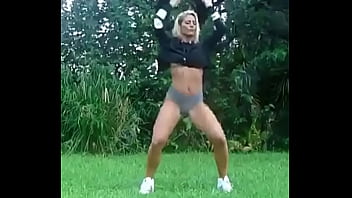 Preview 4 of Oil Doysv Xxx Gilsy - Mar&iacute_a Sol P&eacute_rez bailando HOT