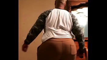 Preview 1 of Sunny Leone Dripping Wet Pussy - Thick guy twerking #2
