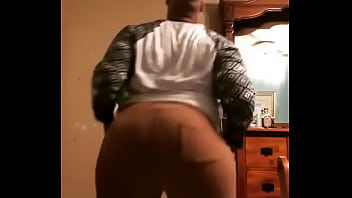Preview 4 of Sunny Leone Dripping Wet Pussy - Thick guy twerking #2