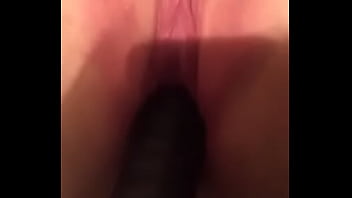 Preview 2 of Aalanis Chilena - White girl pussy