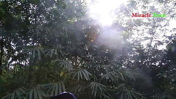 Preview 1 of Pussy That Grip - Searching for what to eat in my own farm my partner demanded for hardcore fucking in the bush