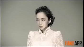 Preview 2 of Mil Voy Tits - 范冰冰唱日文歌