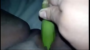 Preview 4 of Mak Lagi Tidur - madura masturbandose con un banano