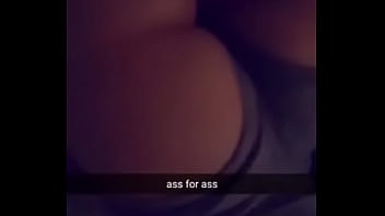 Preview 3 of Sexy Singer Rihanna - CC9E9FC1-1F89-4E45-B724-E44017FC5ECA.MOV