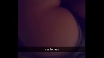 Preview 4 of Sexy Singer Rihanna - CC9E9FC1-1F89-4E45-B724-E44017FC5ECA.MOV
