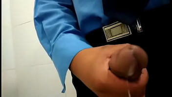 Preview 3 of Japanese Spa Sex Porn Tube - Alivando no trabalho