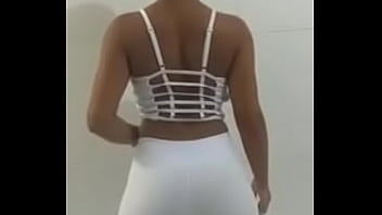 Preview 2 of Rinada Bugil - Quem resiste?