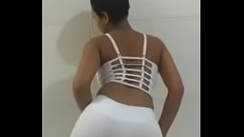 Preview 3 of Rinada Bugil - Quem resiste?