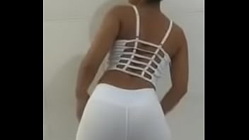 Preview 1 of Rinada Bugil - Quem resiste?