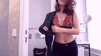 Preview 3 of Lingerie Home Sex - En passant par l&agrave_