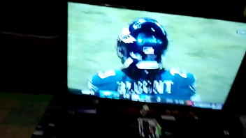Preview 1 of Fake Taxi In Jungle - Viendo el super bowl