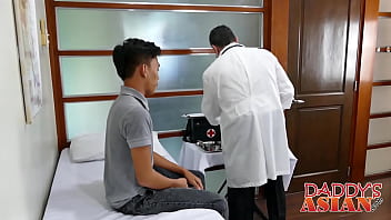 Preview 1 of Indin Sexgirl - Cute twink Jude bangs with mature homo Mike