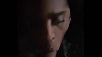 Preview 3 of Hq Strong - Shayna chupando pinga comas