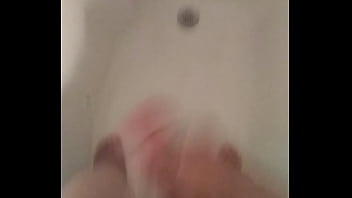 Preview 4 of Biggest Boos In Fuck - Masturb&aacute_ndome en la ducha