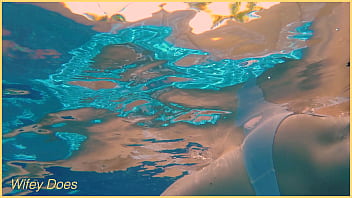 Preview 4 of Prinyka Chopda Ke Sexy Video - Wife hot bikini swim