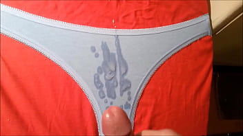 Preview 3 of Funk Praia - cum on panties