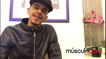 Preview 1 of Mom Rape Thief - Eduardo Picasso | Entrevista | MD
