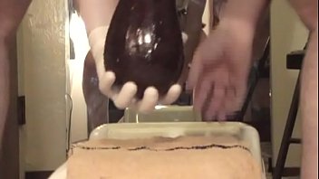Preview 1 of Suami Isteri Umah Kosong - Huge eggplant up my butt