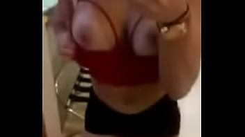 Preview 4 of Hend Dasi Raap Xxx Com - morena amadora exibida no espelho