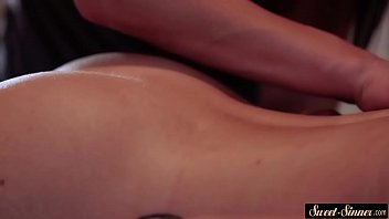 Preview 1 of Janvaro Ki Bf Xx - MILF masseuse sucks and fucks with customer