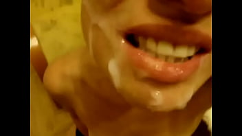 Preview 2 of Befxxxxxxxxxxxx - Namorada se lambuzando em porra