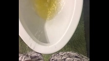 Preview 2 of Alibtt Xxx - long slow piss