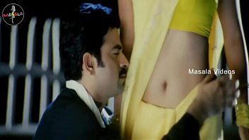 Preview 2 of Bad Girl Attacks - Shruthi mahotras Juicy Navel in low hip saree