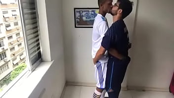 Preview 1 of Sleeping Mother Son Xxnx - Marcos Goiano x Negro pirocudo - 2018  Copacabana RJ