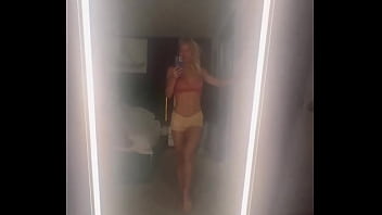 Preview 2 of Alessia Genta - Do you like my new mirror ?