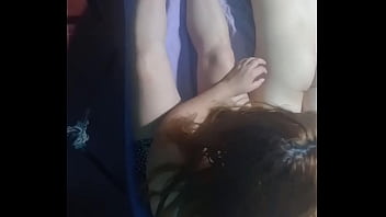 Preview 3 of Bengali Buro Buri - Mi novia me da un masaje mientras est&aacute_ sentada