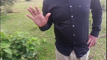 Preview 1 of Videos Xxx Pornub - First time vergin indian girlfriend outdoor hindi sex video