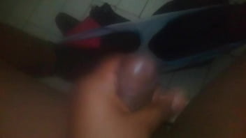 Preview 2 of Saxxy H D - Me  masturbo pensado en espotux