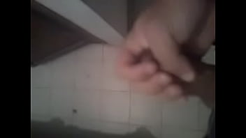 Preview 1 of Barders Sister Fighting - me hago la paja a tu nombre