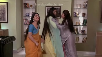 Preview 2 of Nadalik Xxx Video Ag 13 - Divyanka tripathi low hip saree Deep Navel slips