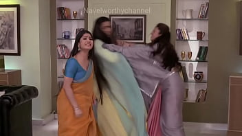Preview 1 of Nadalik Xxx Video Ag 13 - Divyanka tripathi low hip saree Deep Navel slips