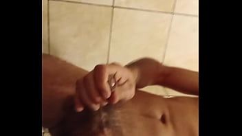 Preview 3 of Kieran Lee And Mom - No banho