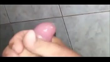 Preview 3 of Gfs Nj - LEITINHO NO BANHO