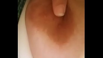 Preview 4 of Video Bokep Barat Terhot - Amiga tetona se toca para mi