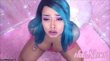 Preview 1 of Dog Xxx With Girl 2019 - Modelo Gostosa Chupando o Namorado