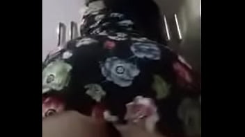 Preview 2 of Xnxx Tamil Butt - MINHA AMIGA REBOLANDO NA FRENTE DA WEBCAM