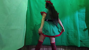 Preview 2 of Mfx Sexwife - COCHINA!! DUENDE HEMBRA DE LA NAVIDAD ESTA MUY CALIENTE MIENTRAS ESPERA LA NOCHE BUENA PARA ENCONTRAR UN MACHO SUCIO QUE LE INSERTE UN GRAN PENE EN SU VAGINA LATINA