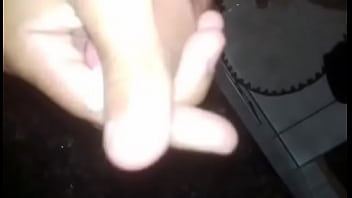Preview 4 of Fat Black Girl Ass Porn - Novinho gozando