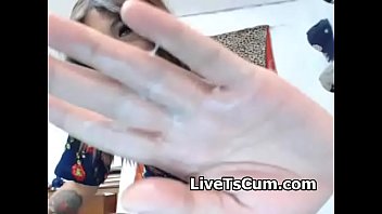 Preview 2 of Xnxx Hep Dam Vo Anh Trai - Beautiful Kimberly cums thick load and tastes it